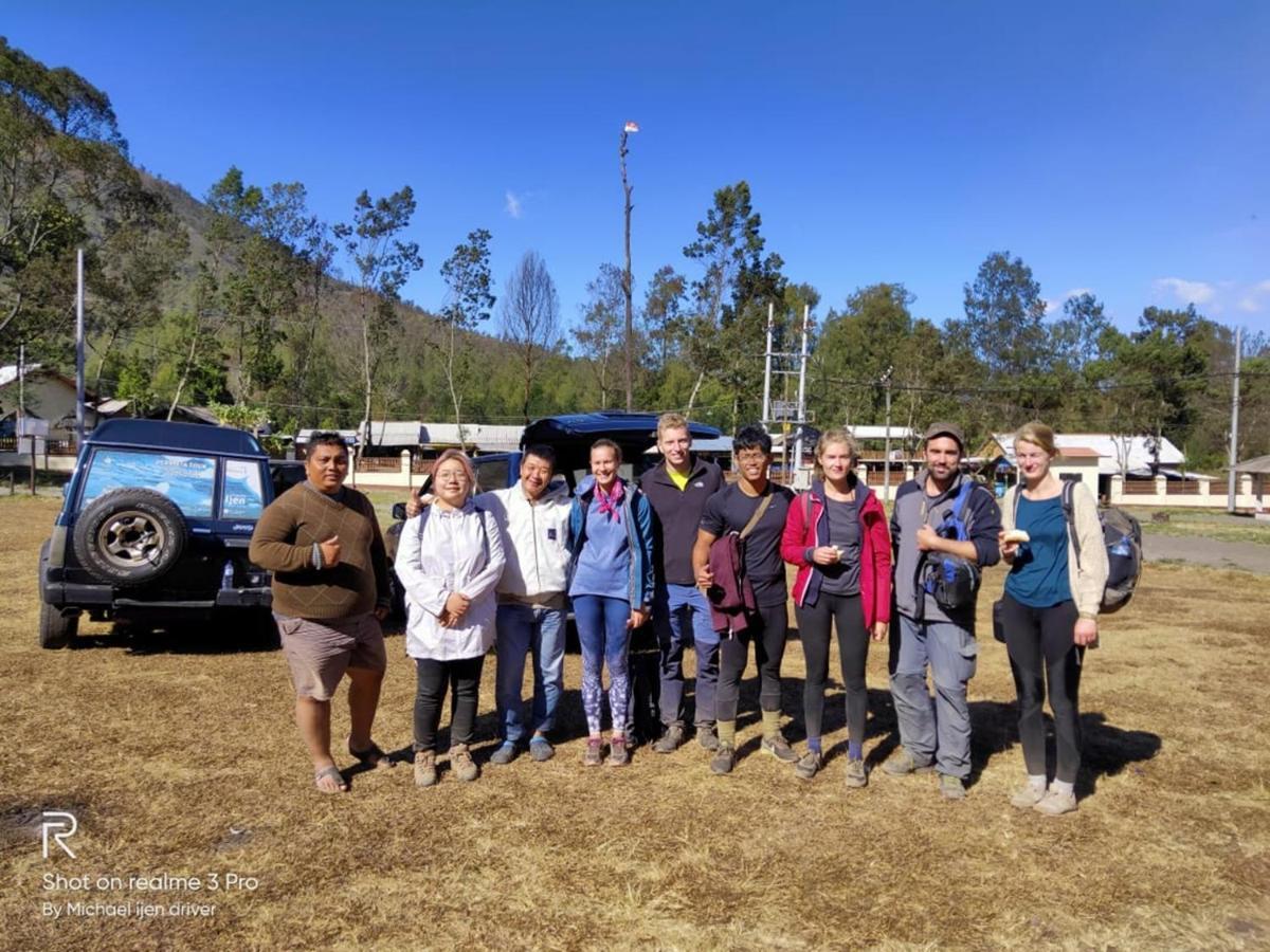 Thalia Homestay & Ijen Bromo Tour Banyuwangi (East Java) Exterior foto